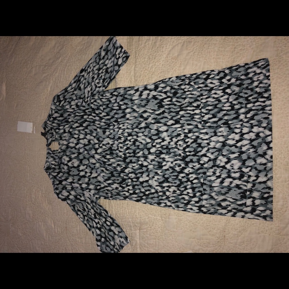 Patterned Black and White Quarter Sleeved Dress